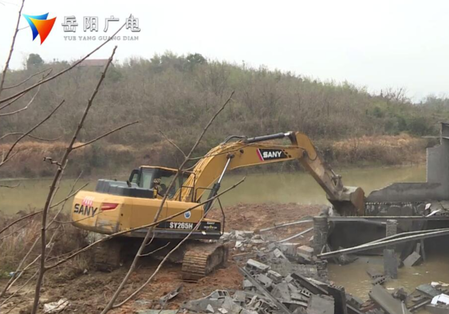 岳陽樓區打響新年禁違治違“第一槍” 首戰拆除5處 1090平方米存量違建